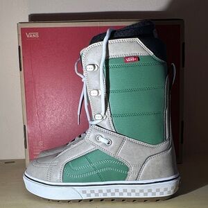 Vans Green and Beige Rain & Snow Boots
